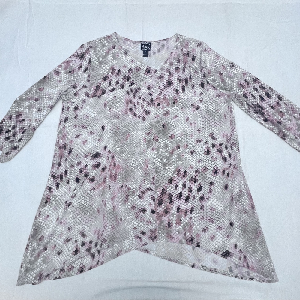Clara Sunwoo XL Pink Gray Snakeskin Print Liquid Knit Asymmetrical Hem Top